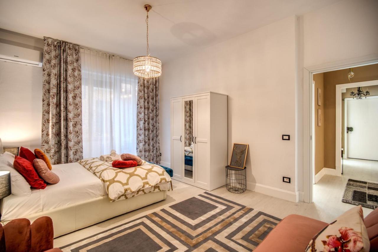 Aweshomeitaly - White Mirrors Apartment Pisa Eksteriør billede