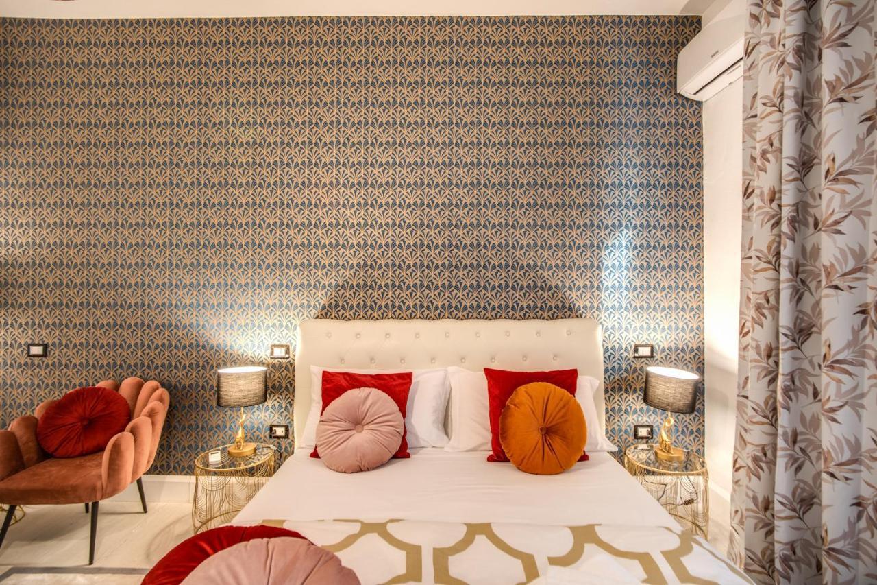 Aweshomeitaly - White Mirrors Apartment Pisa Eksteriør billede